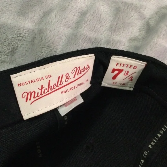 Mitchell & Ness Phoenix Suns Black and Purple Fitted Hat - Picture 8 of 9